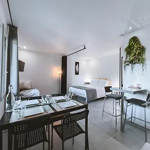 Gest-loc Location Meublée Wood Jardin&terrasse Privative - Parking Privé , Laveyron France